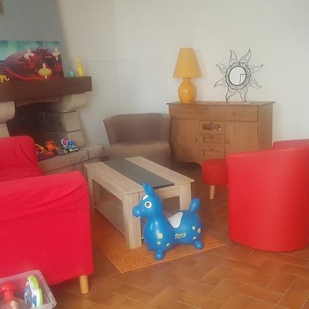 Au Rayon De Soleil Villa Trédias Екстериор снимка